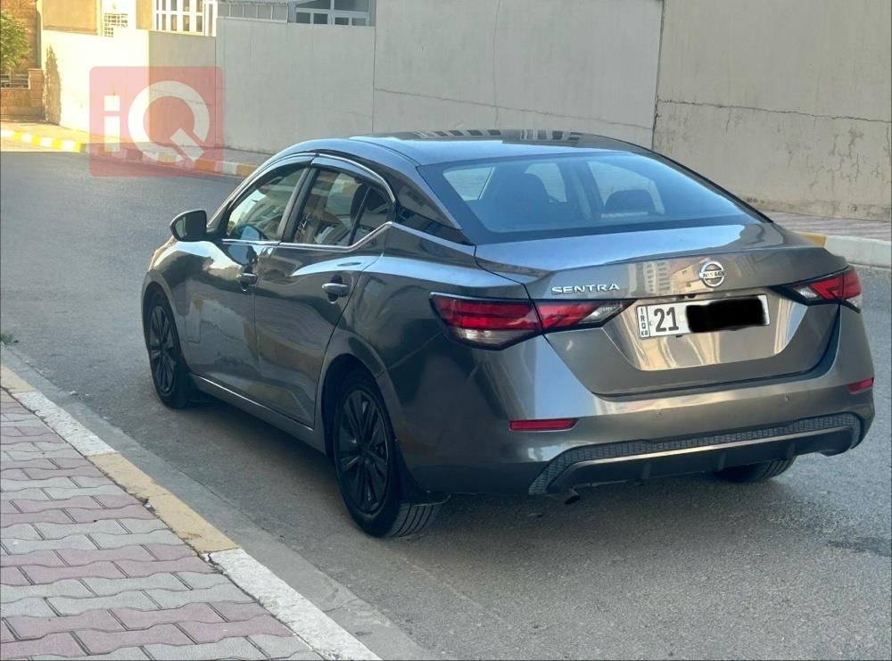 نيسان سنترا